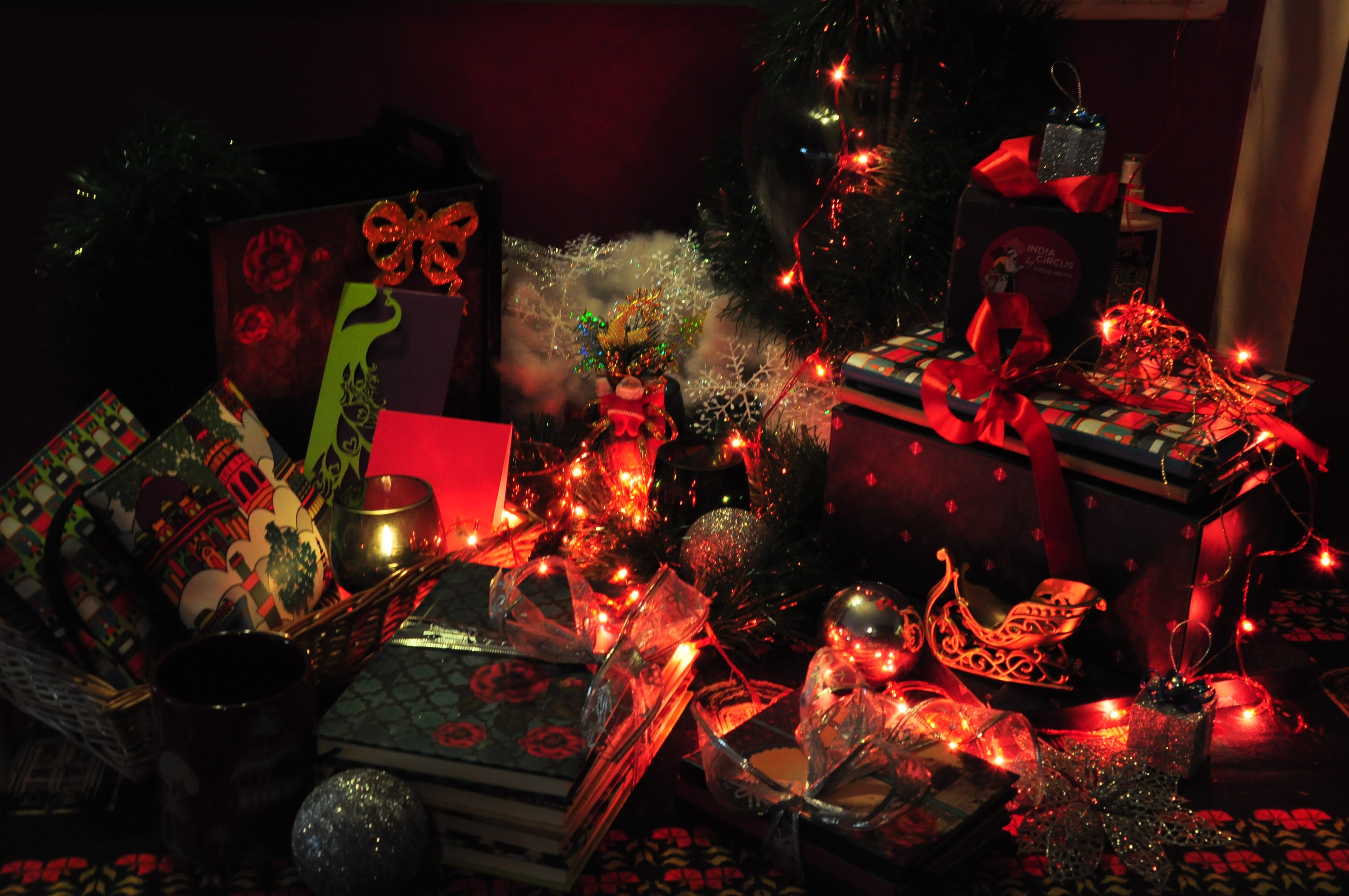 Ten tips for doing up your home this Christmas.