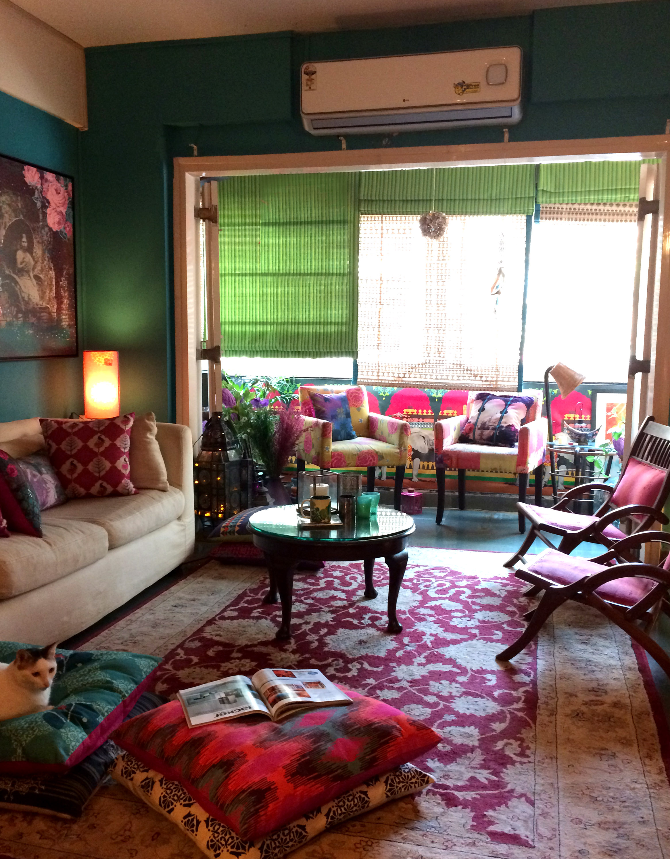 Hot Colour Combinations this Monsoon to do up your Living Room