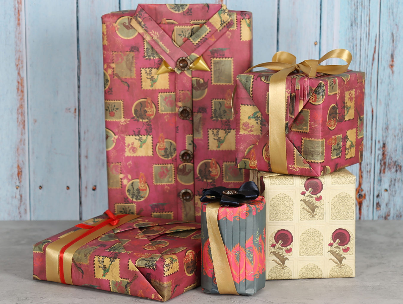 6 UNCOMMON SECRET SANTA GIFTS YOUR FRIENDS AND COWORKERS WILL LOVE
